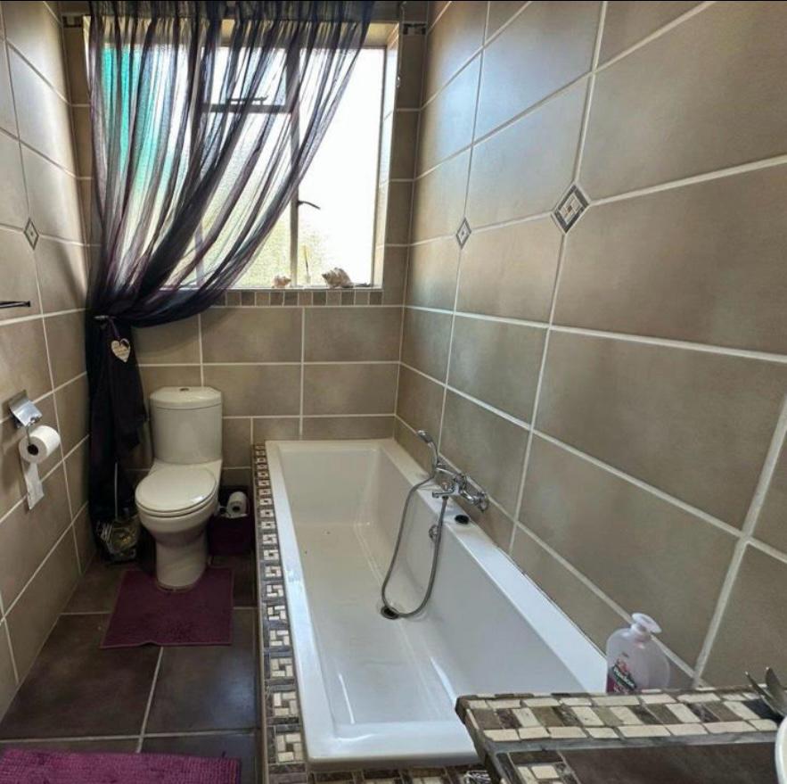 3 Bedroom Property for Sale in Retief Eastern Cape